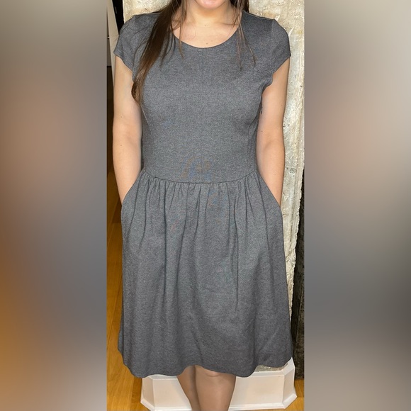 Madewell Dresses & Skirts - NWOT- Madewell Fit & Flare Dress with Pockets